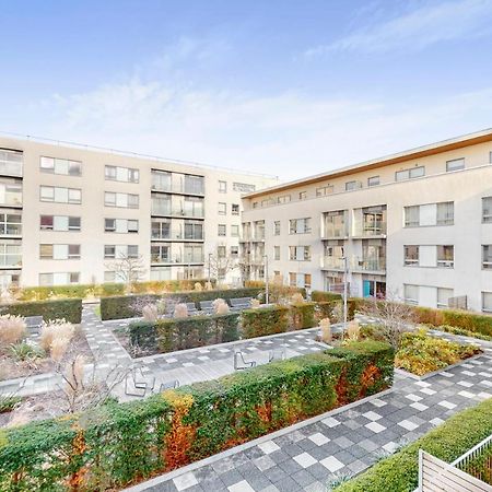 Lovely 1 Bed Apartment In Streatham Londen Buitenkant foto